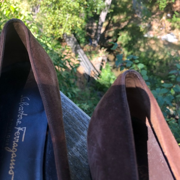 Salvatore Ferragamo Brown Heels Elegant Design size 10 Medium - Picture 6 of 8